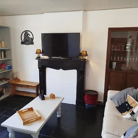 Holiday home Agreable Au Fil Du Temps