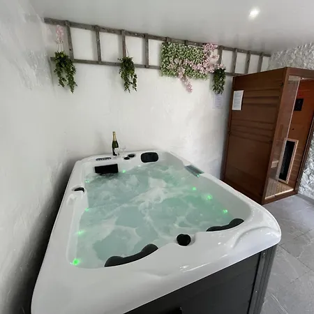 Holiday home Au Fil Du Temps *